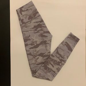 Lululemon Ribbed Pink Camo Leggings Size 4